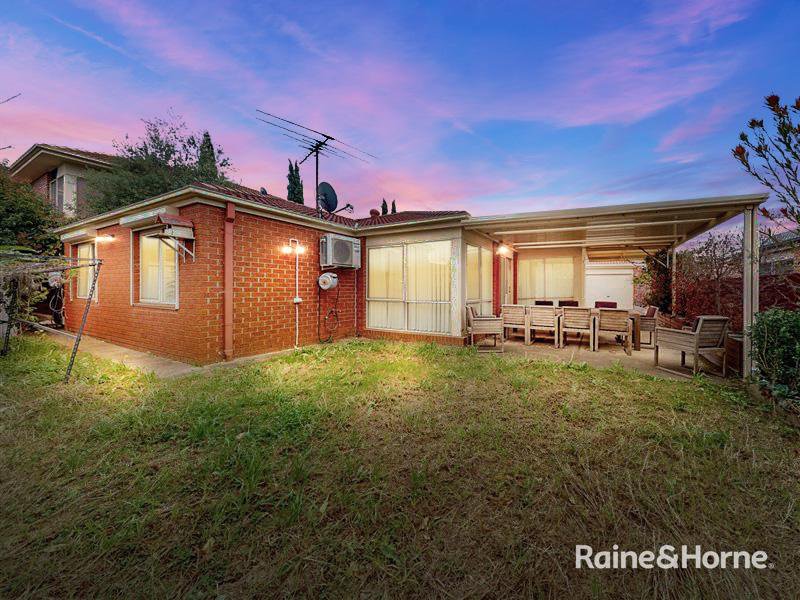 Photo - 13 Meadow Way, Tarneit VIC 3029 - Image 6