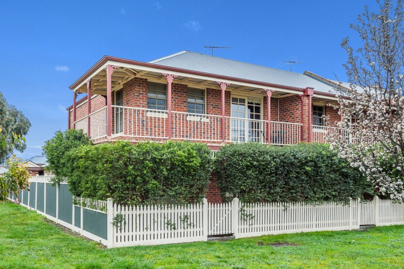 13 Meadowbank Lane, Craigieburn VIC 3064