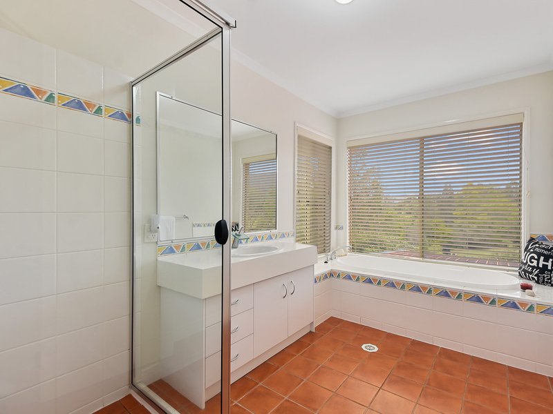 Photo - 13 Meadowood Close, Highvale QLD 4520 - Image 18