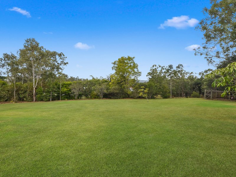 Photo - 13 Meadowood Close, Highvale QLD 4520 - Image 22