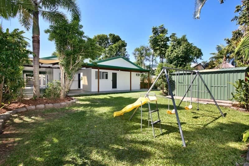 Photo - 13 Meander Close, Brinsmead QLD 4870 - Image 10