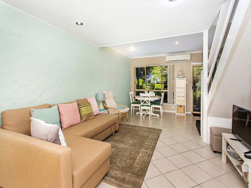 Photo - 1/3 Meares Place, Kiama NSW 2533 - Image 2