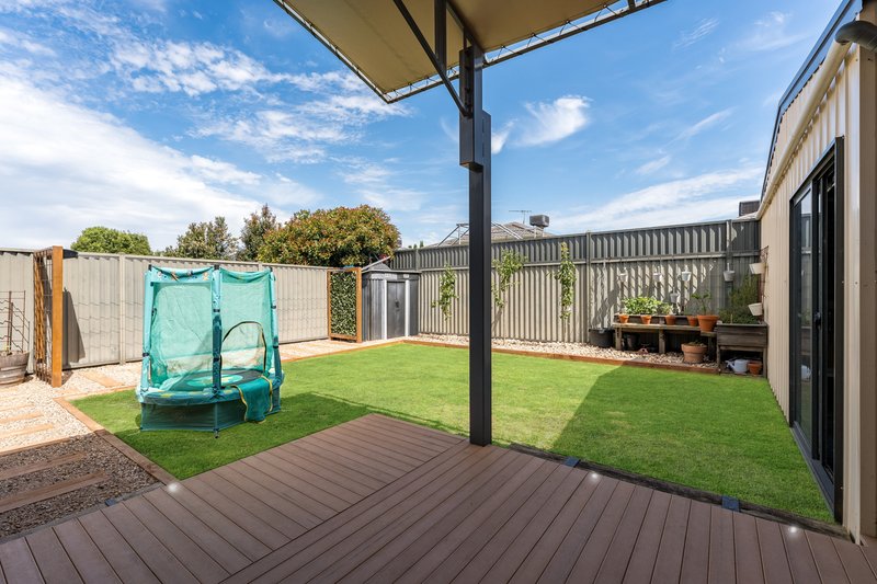 Photo - 13 Melissa Drive, Lara VIC 3212 - Image 16