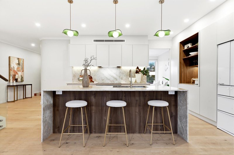 Photo - 13 Meredith Place, Frenchs Forest NSW 2086 - Image 2