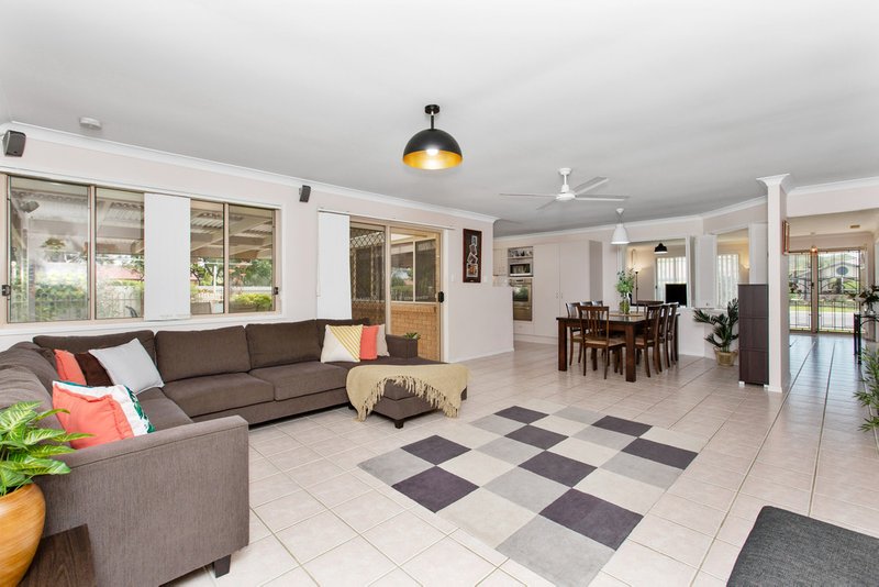 Photo - 13 Merion Court, Banora Point NSW 2486 - Image 3