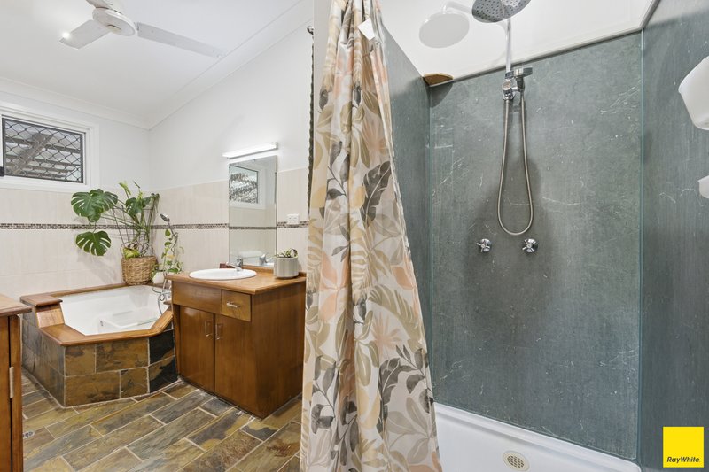 Photo - 13 Merrybrook Street, Freshwater QLD 4870 - Image 17