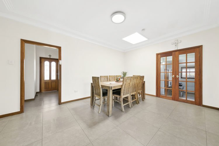 Photo - 13 Mills Street, Merrylands NSW 2160 - Image 5