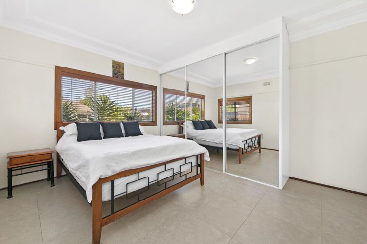 Photo - 13 Mills Street, Merrylands NSW 2160 - Image 9