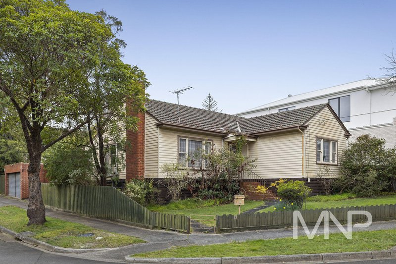 Photo - 13 Milton Crescent, Box Hill South VIC 3128 - Image 1