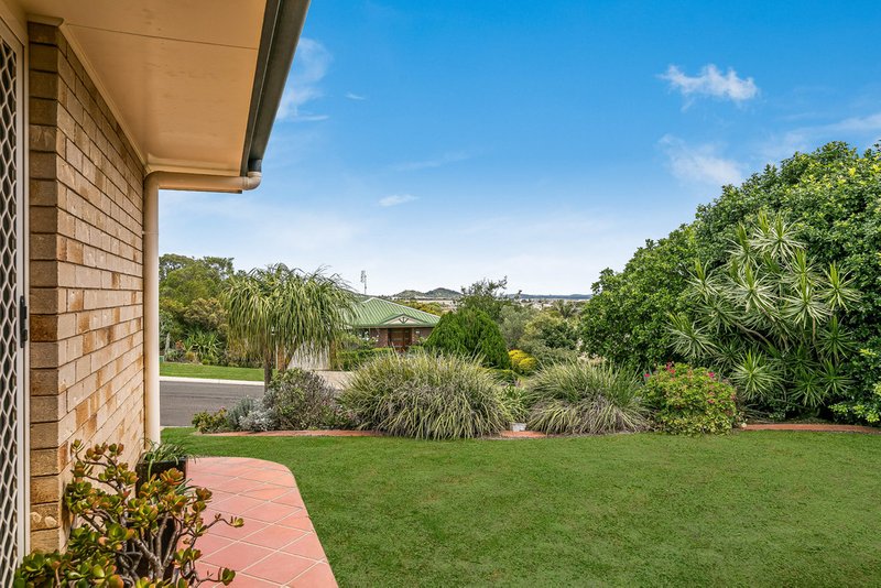 Photo - 13 Mirage Court, Wilsonton QLD 4350 - Image 2