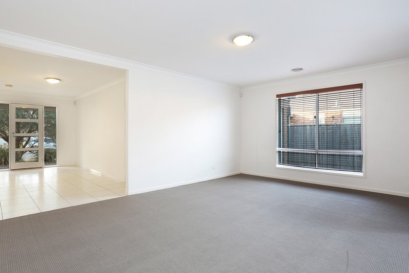 Photo - 13 Misqa Avenue, Point Cook VIC 3030 - Image 6