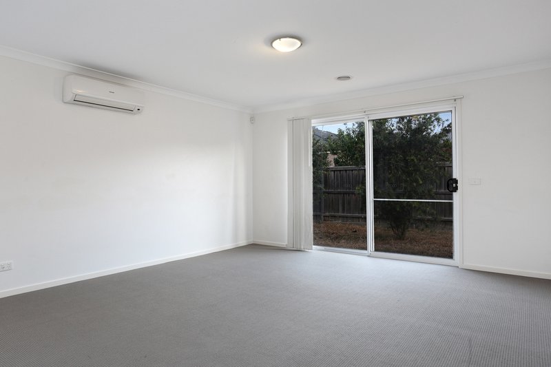 Photo - 13 Misqa Avenue, Point Cook VIC 3030 - Image 8