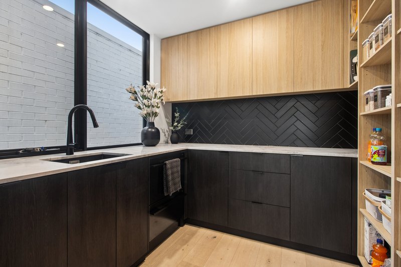 Photo - 13 Mitchell Street, Henley Beach SA 5022 - Image 6