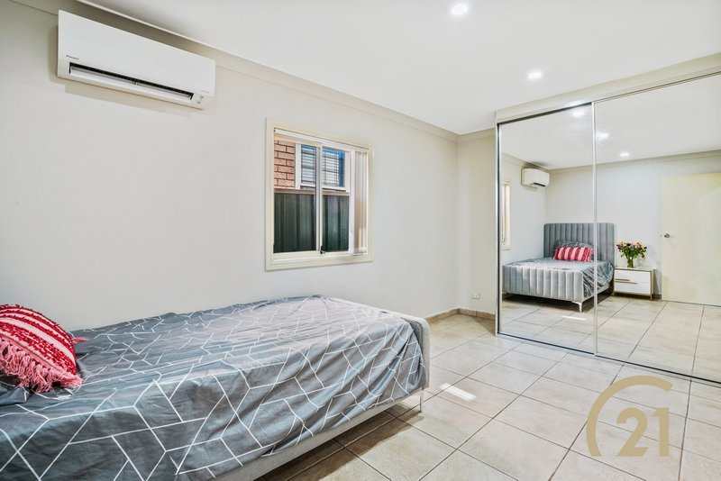 Photo - 13 Moir Street, Smithfield NSW 2164 - Image 6