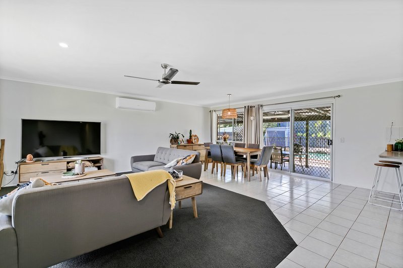 Photo - 13 Mona Court, Bli Bli QLD 4560 - Image 4