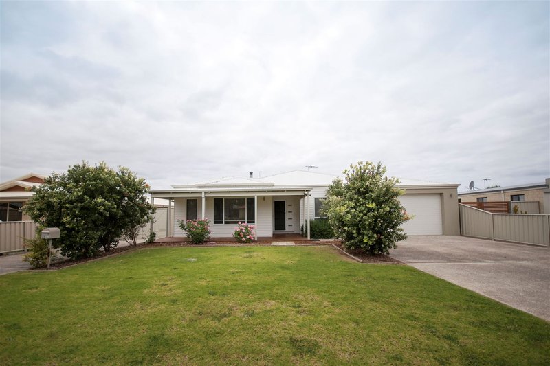 13 Mondrain Ave , Castletown WA 6450