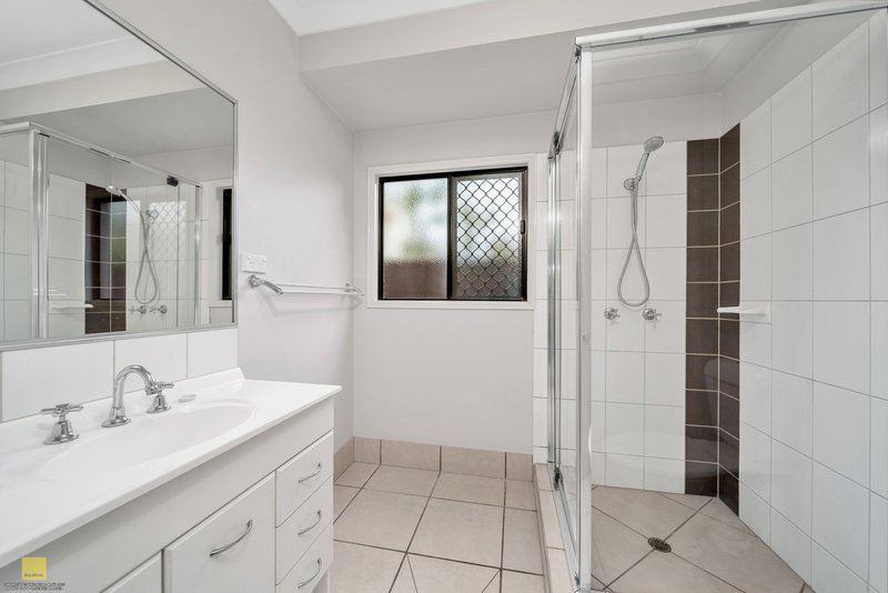 Photo - 13 Monsoon Terrace, Mount Sheridan QLD 4868 - Image 12