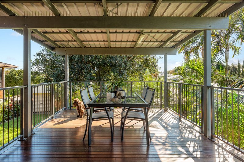 Photo - 13 Montgomery Crescent, Golden Beach QLD 4551 - Image 4