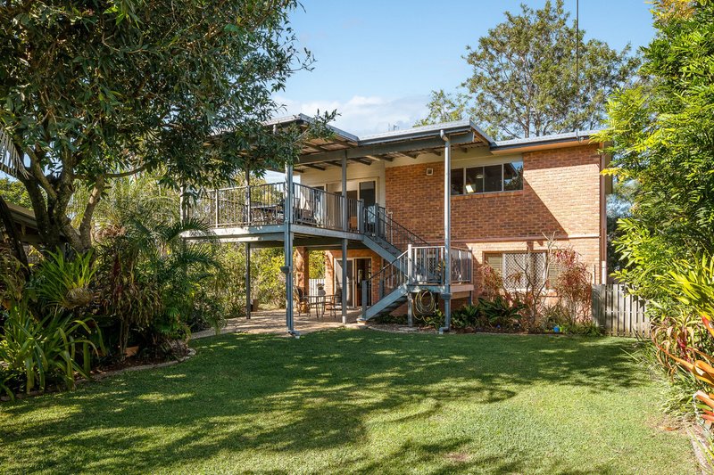 Photo - 13 Montgomery Crescent, Golden Beach QLD 4551 - Image 5