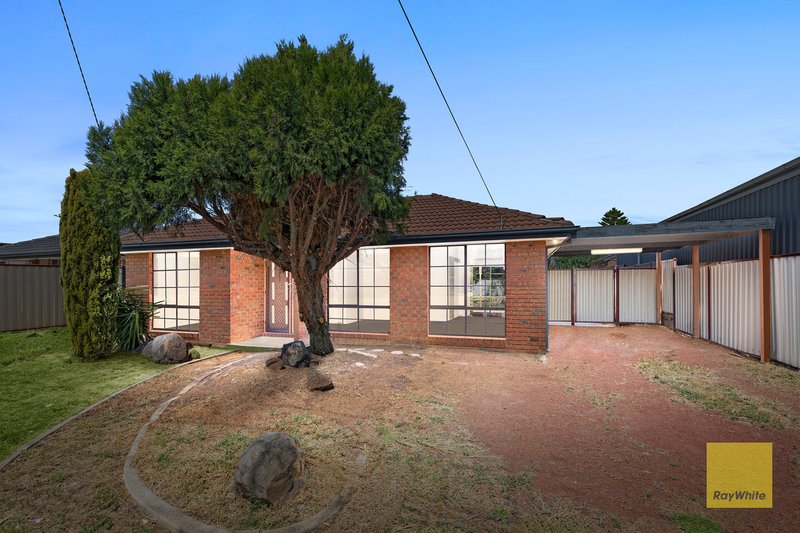 Photo - 13 Moorillah Street, Hoppers Crossing VIC 3029 - Image 2