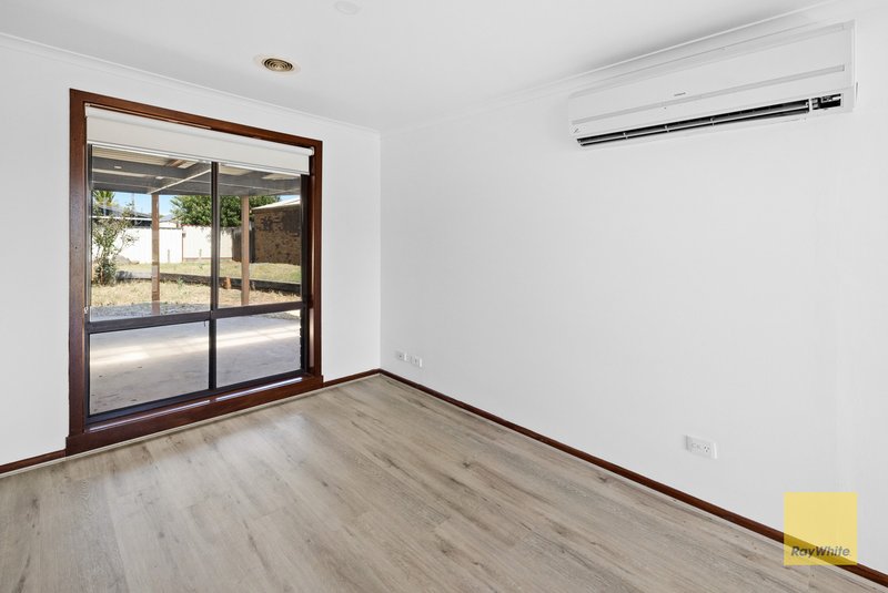 Photo - 13 Moorillah Street, Hoppers Crossing VIC 3029 - Image 5