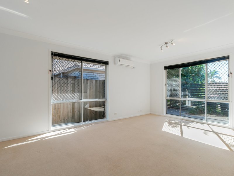 Photo - 13 Moran Crescent, Forest Lake QLD 4078 - Image 15