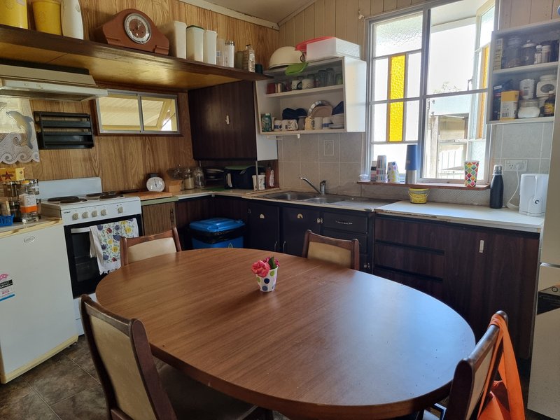 Photo - 13 Morse St , Monto QLD 4630 - Image 2