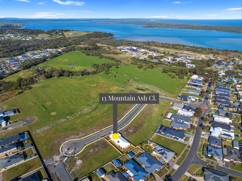 Photo - 13 Mountain Ash Close, Inverloch VIC 3996 - Image 25