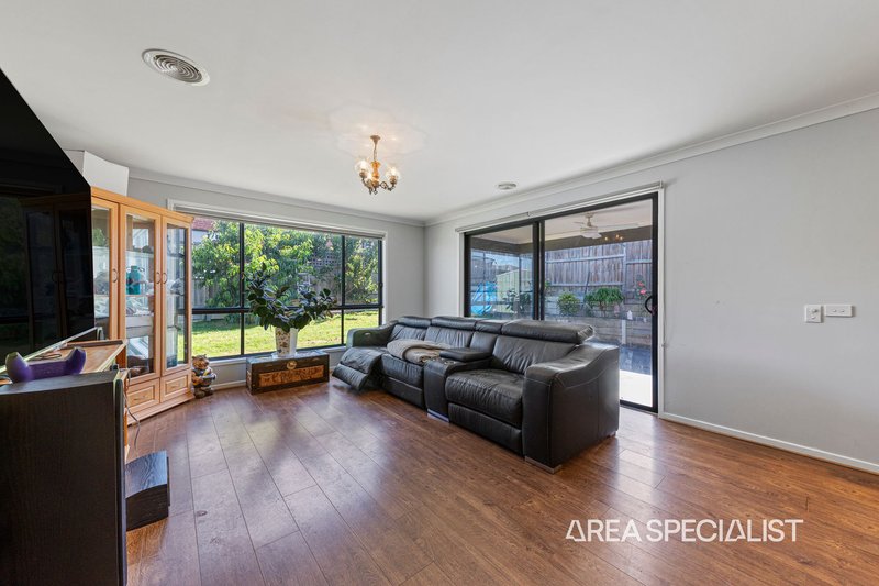 Photo - 13 Mountford Rise, Pakenham VIC 3810 - Image 27