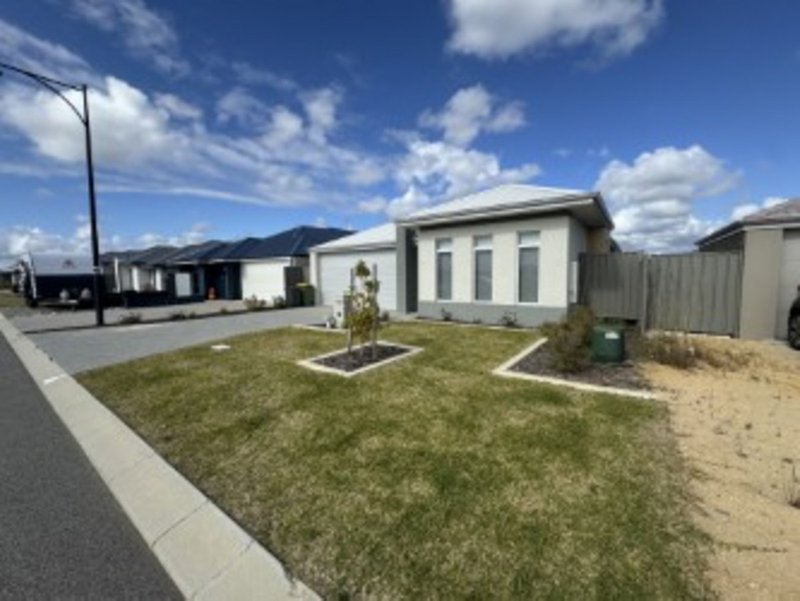 Photo - 13 Munji Street, South Yunderup WA 6208 - Image 4