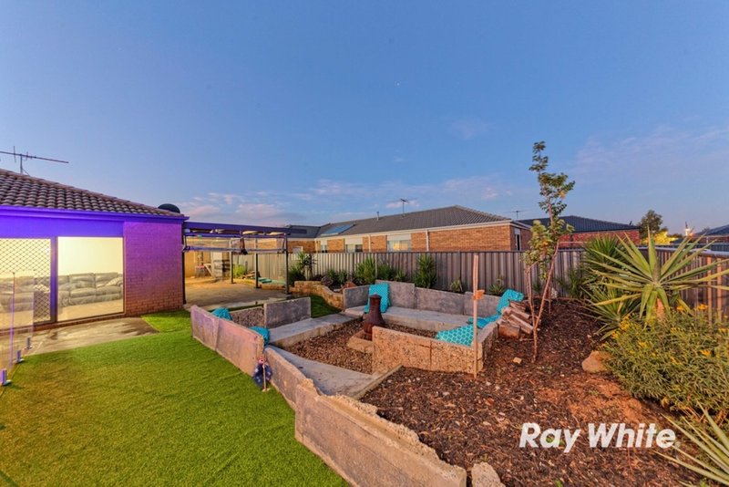 Photo - 13 Murrumbidgee Street, Wyndham Vale VIC 3024 - Image 7