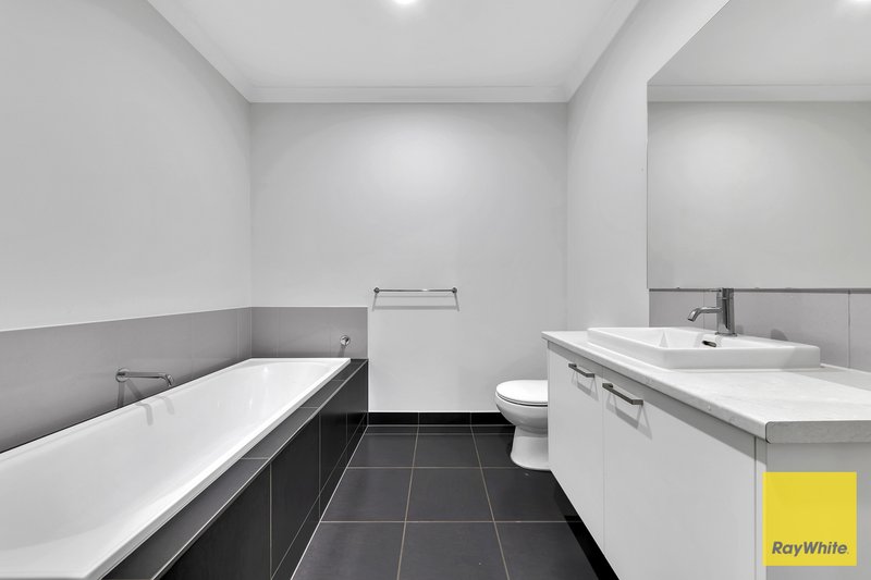 Photo - 13 Namadgi Crescent, Truganina VIC 3029 - Image 17