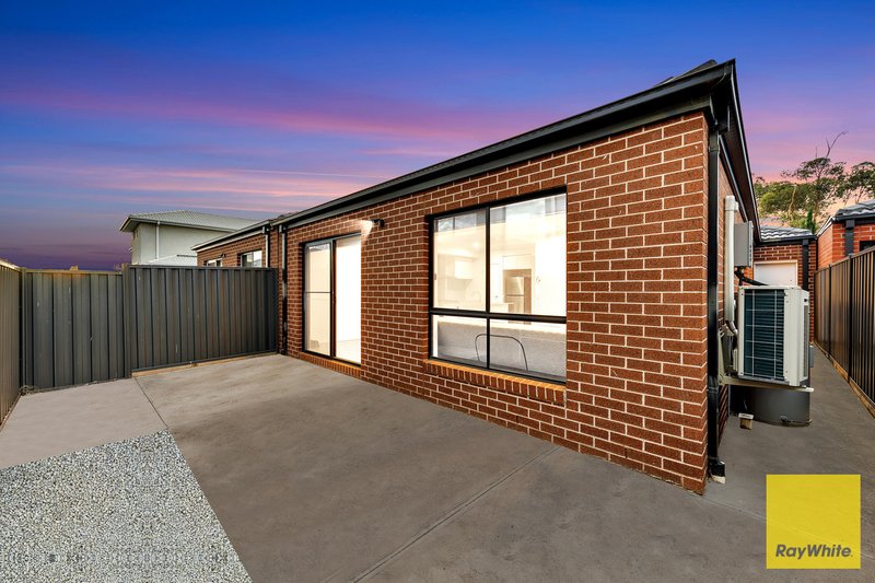 Photo - 13 Namadgi Crescent, Truganina VIC 3029 - Image 19