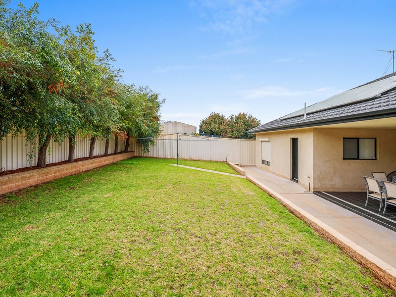 Photo - 13 Nelson Drive, Griffith NSW 2680 - Image 18