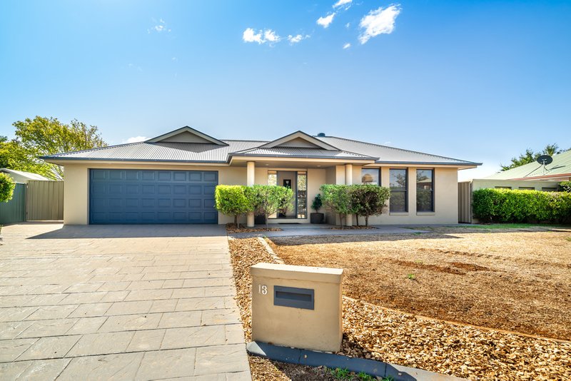 13 Nepean Place, Dubbo NSW 2830