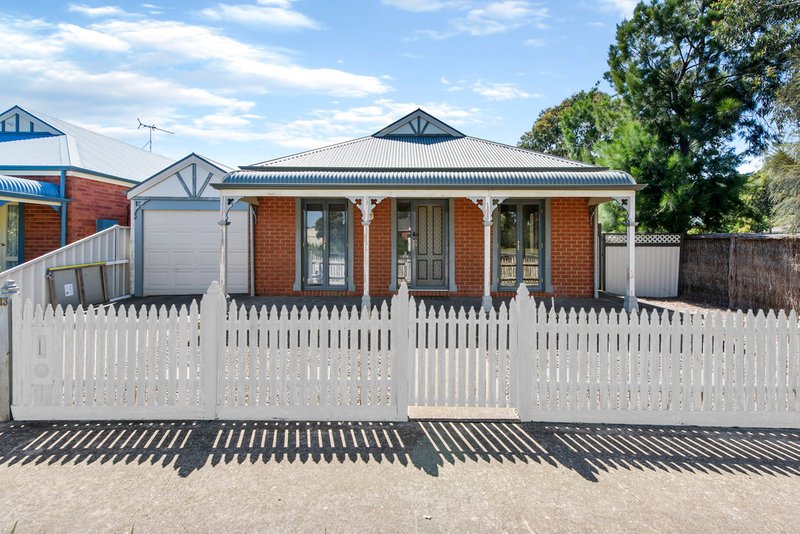 13 Netherton Place, Caroline Springs VIC 3023