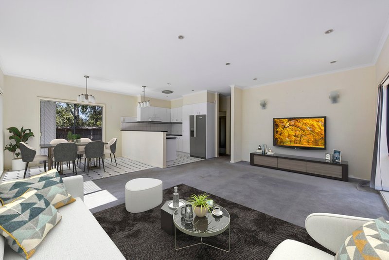 Photo - 13 Netherton Place, Caroline Springs VIC 3023 - Image 4