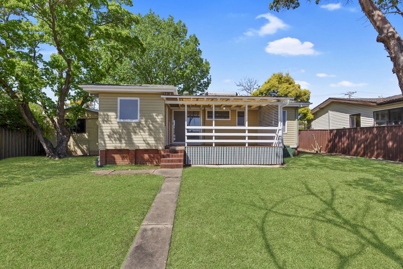 Photo - 13 Nevada Avenue, Colyton NSW 2760 - Image 11