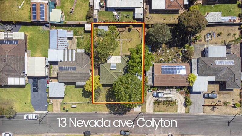 Photo - 13 Nevada Avenue, Colyton NSW 2760 - Image 12