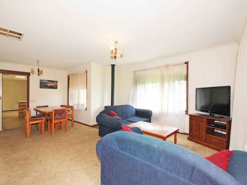 Photo - 13 Nevis Court, Noarlunga Downs SA 5168 - Image 2