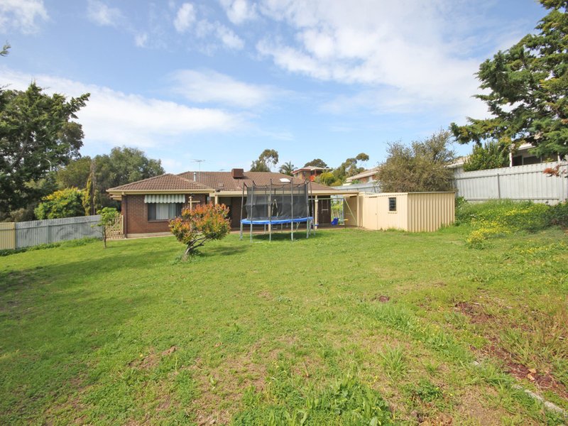 Photo - 13 Nevis Court, Noarlunga Downs SA 5168 - Image 9