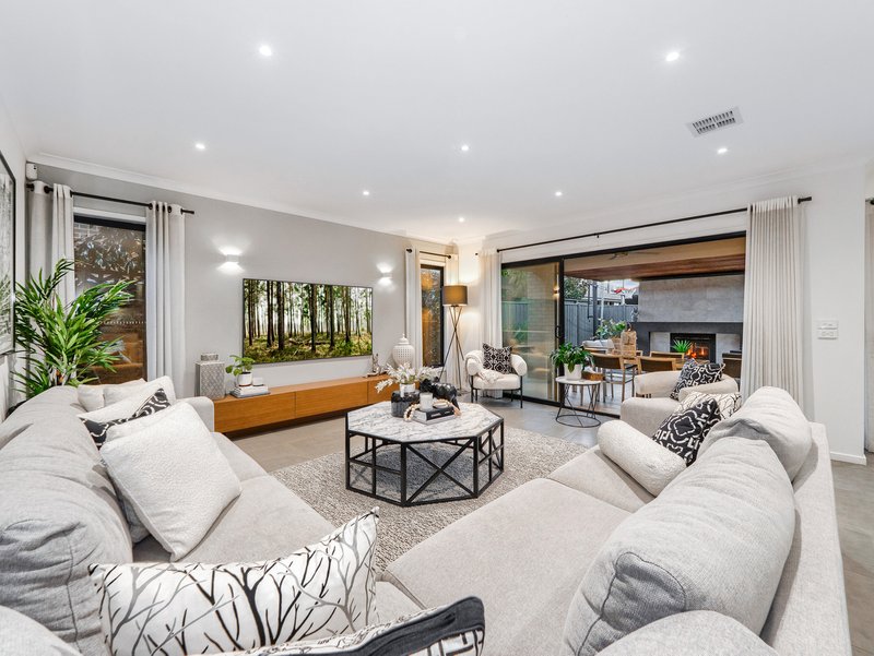 Photo - 13 Newbridge Boulevard, Clyde North VIC 3978 - Image 13