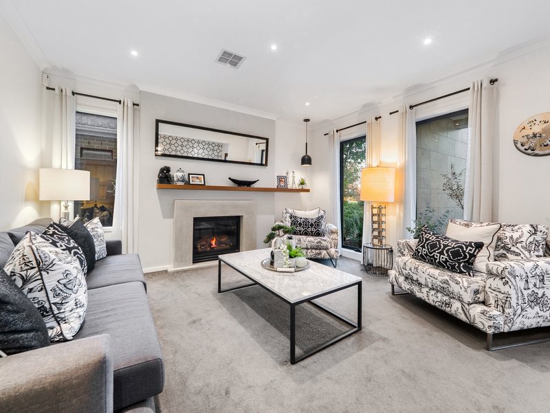 Photo - 13 Newbridge Boulevard, Clyde North VIC 3978 - Image 15