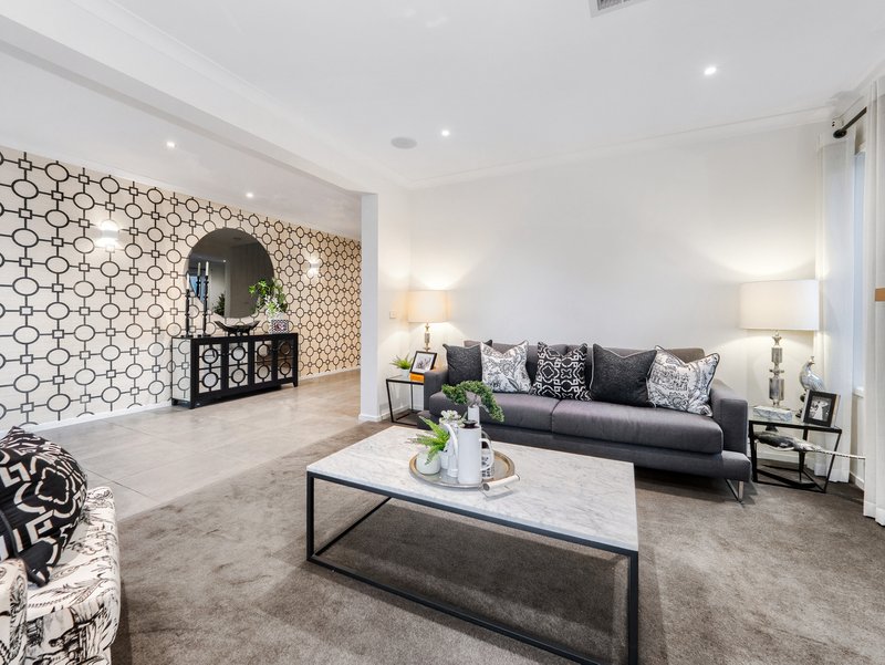 Photo - 13 Newbridge Boulevard, Clyde North VIC 3978 - Image 16