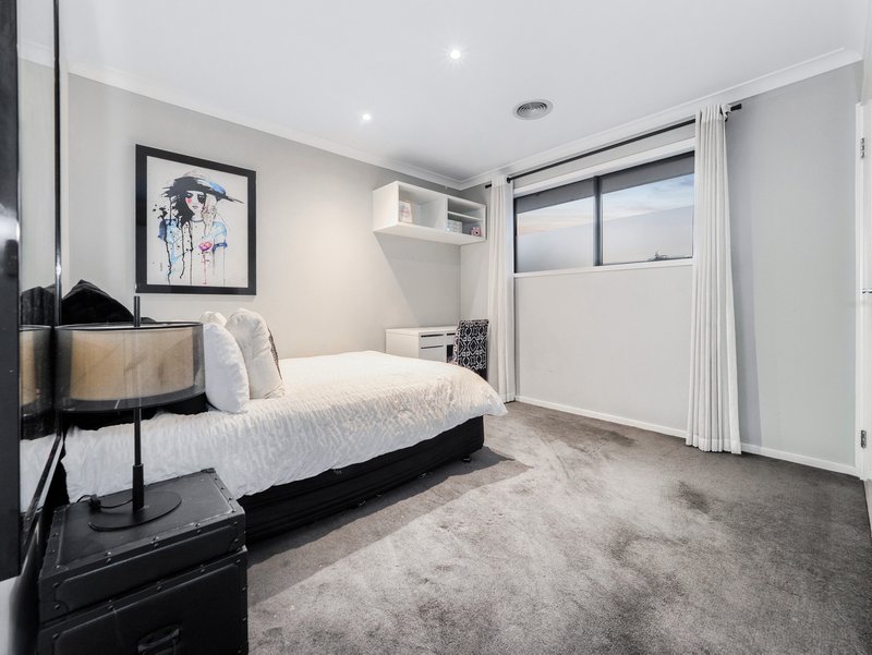 Photo - 13 Newbridge Boulevard, Clyde North VIC 3978 - Image 24