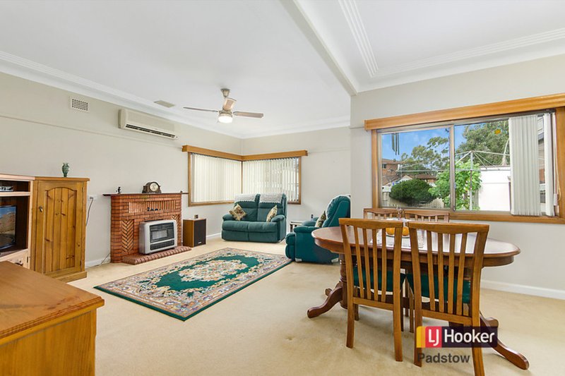 Photo - 13 Newey Avenue, Padstow NSW 2211 - Image 3