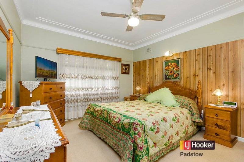 Photo - 13 Newey Avenue, Padstow NSW 2211 - Image 7