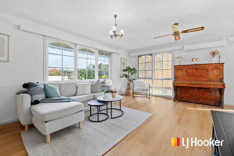 Photo - 13 Newhaven Road, Burwood East VIC 3151 - Image 1