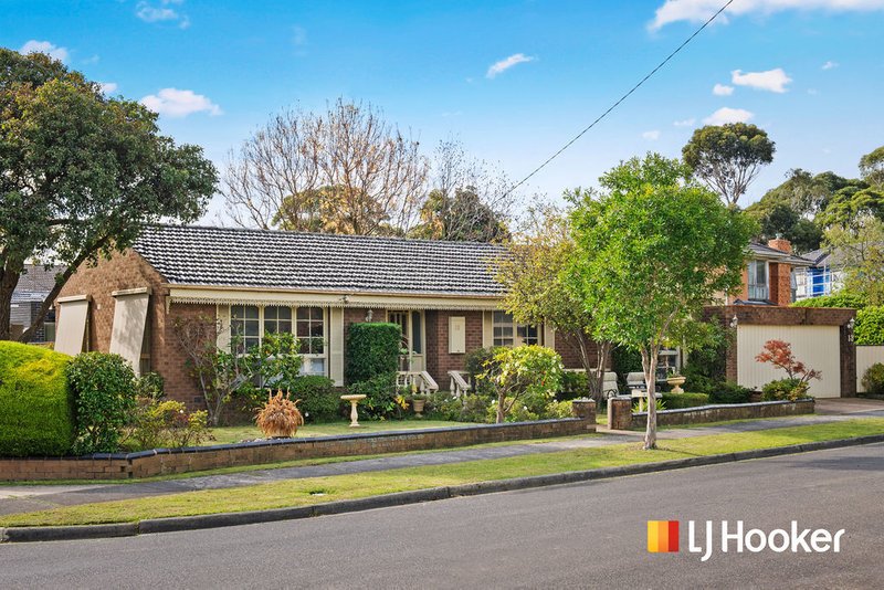 Photo - 13 Newhaven Road, Burwood East VIC 3151 - Image 13
