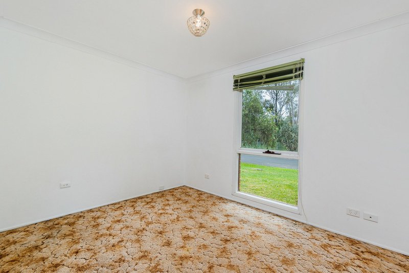 Photo - 13 Newtimber Circuit, St Clair NSW 2759 - Image 7